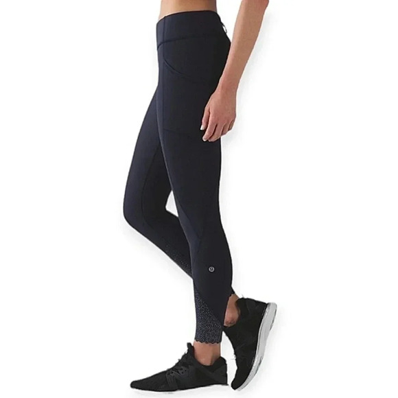 Lululemon Tight Stuff Tights II Leggings 25" in Navy with Silver Scallop Hem 4 - Picture 1 of 16